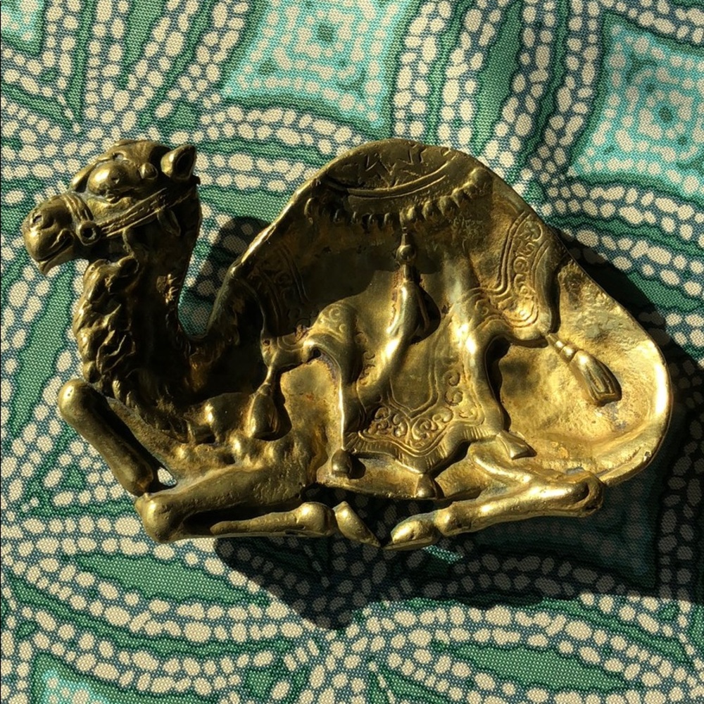 Vintage Brass Camel Trinket Dish - Picture 6 of 7